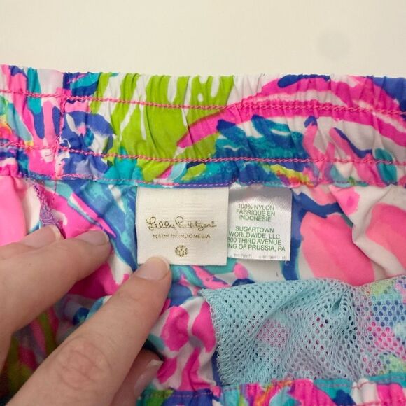 Lilly Pulitzer Womens Pink Blue Gumbo Limbo Run Around Beach Shorts Medium - Picture 3 of 5